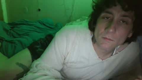 Snapshot of dylanjowelch chatting on January 8, 2025, 12:58 pm Aurora online show from January 8, 2025, 12:58 pm