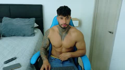 Snapshot of dylanrivera_ chatting on July 13, 2026, 1:52 am Dylan Rivera online show from July 13, 2026, 1:52 am