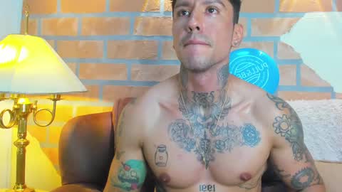 D Y L A N online show from March 4, 2025, 10:49 pm