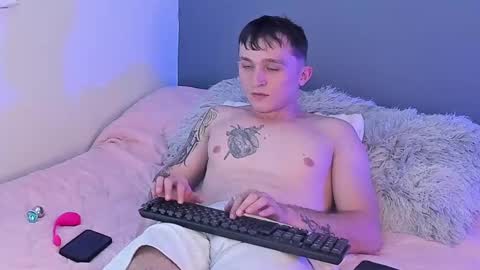 Snapshot of dylanwhite23 chatting on February 26, 2025, 11:15 pm ---DYLAN--- online show from February 26, 2025, 11:15 pm