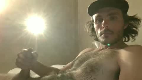 Snapshot of dylp400 chatting on December 14, 2024, 11:12 pm dylp400 online show from December 14, 2024, 11:12 pm