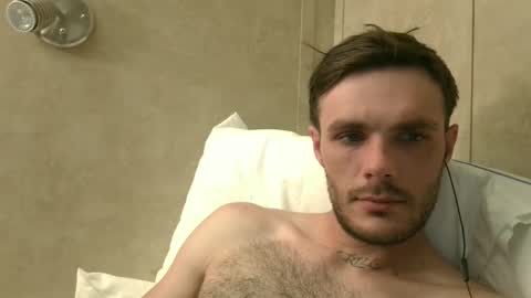 Snapshot of dylp400 chatting on January 7, 2025, 10:01 am dylp400 online show from January 7, 2025, 10:01 am