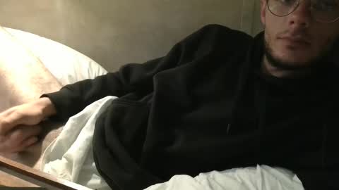 Snapshot of dylp400 chatting on January 21, 2025, 1:54 pm dylp400 online show from January 21, 2025, 1:54 pm