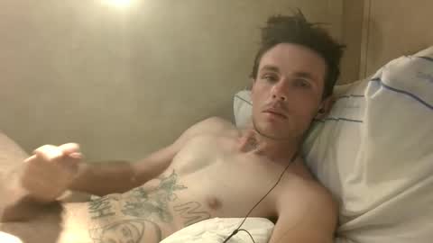 Snapshot of dylp400 chatting on February 2, 2025, 9:30 am dylp400 online show from February 2, 2025, 9:30 am