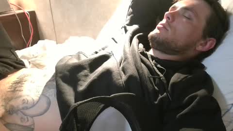 Snapshot of dylp400 chatting on February 18, 2025, 11:44 am dylp400 online show from February 18, 2025, 11:44 am