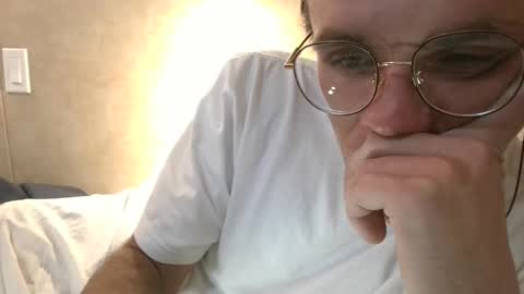 Snapshot of dylp400 chatting on March 1, 2025, 3:10 am dylp400 online show from March 1, 2025, 3:10 am