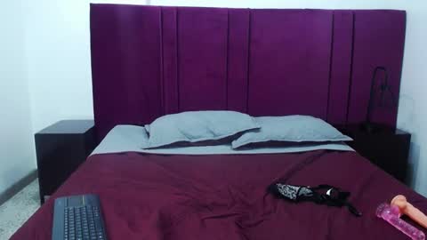 dymoni222 online show from March 12, 2025, 6:00 pm