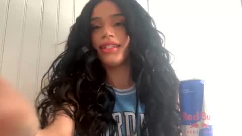 Dynasty online show from December 22, 2024, 6:04 pm