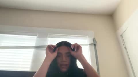 Dynasty online show from October 31, 2025, 3:24 pm