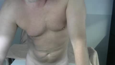 Snapshot of dysonfury chatting on May 1, 2026, 9:03 am dysonfury online show from May 1, 2026, 9:03 am