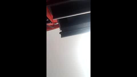 dznutzz702502463 online show from May 3, 2026, 3:07 pm