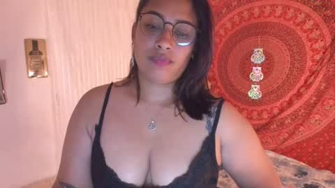 Snapshot of e_d_a chatting on March 9, 2025, 4:49 am Eda online show from March 9, 2025, 4:49 am