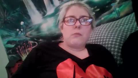 eandr6446 online show from December 16, 2025, 5:23 am