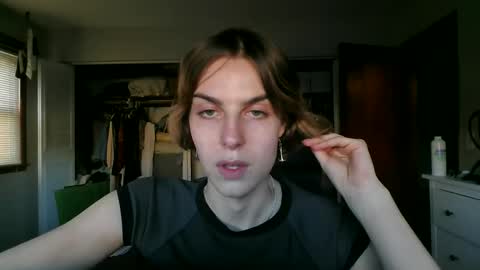 soup. online show from September 23, 2025, 10:57 pm