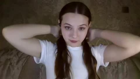 Yuni online show from February 14, 2026, 5:10 pm