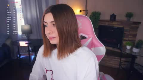 Emma online show from October 1, 2025, 5:13 am