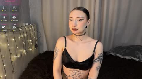 Easter online show from March 25, 2026, 2:28 am