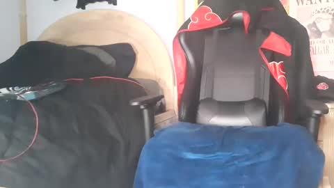 TWITTER   INSTAGRAM    easybreezy20   ONLINE 1230 AM TO 7AM online show from January 29, 2025, 7:46 am