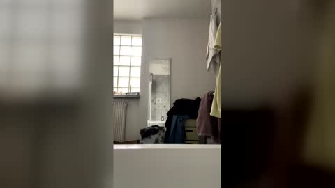 French Guy online show from February 23, 2026, 12:35 pm