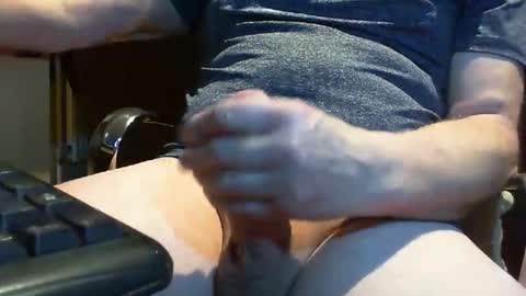 easypeasy62 online show from January 16, 2026, 9:08 pm