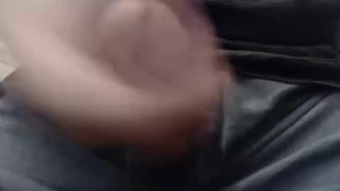 eat_a_peach2 online show from October 11, 2025, 10:25 am