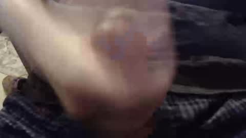 eat_a_peach2 online show from November 17, 2025, 11:32 pm