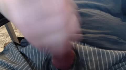 Snapshot of eat_a_peach2 chatting on June 12, 2026, 10:36 am eat_a_peach2 online show from June 12, 2026, 10:36 am