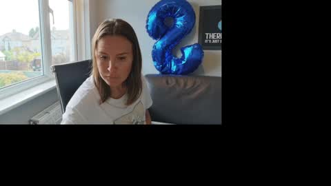 Nadia Ferreira  online show from May 13, 2026, 11:29 am