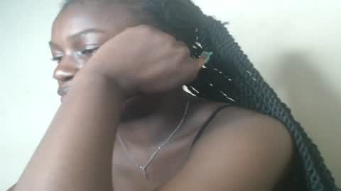 eatuupx online show from January 30, 2025, 1:11 am