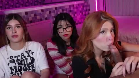 Snapshot of eazinitylive chatting on July 16, 2026, 4:29 am online show from July 16, 2026, 4:29 am