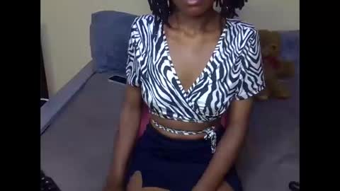Snapshot of eboniana chatting on January 20, 2025, 10:48 pm eboniana online show from January 20, 2025, 10:48 pm