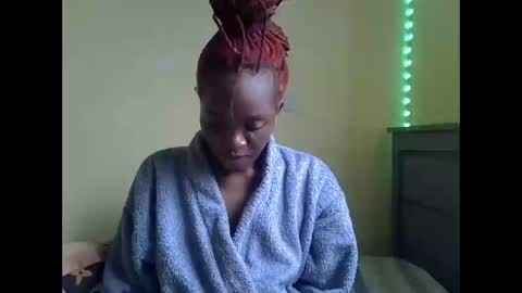 Snapshot of eboniana chatting on May 12, 2026, 8:11 am eboniana online show from May 12, 2026, 8:11 am