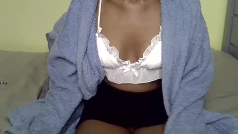 Snapshot of eboniana chatting on June 26, 2026, 5:28 pm eboniana online show from June 26, 2026, 5:28 pm