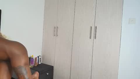 Angelina online show from September 28, 2025, 10:48 pm