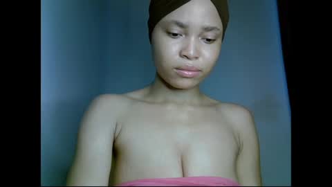 Snapshot of ebony_badgurl chatting on May 15, 2026, 10:22 am Ebony badgurl online show from May 15, 2026, 10:22 am