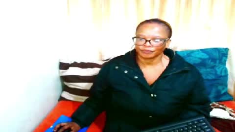 Snapshot of ebony_bloom69 chatting on August 3, 2026, 4:44 am ebony_bloom69 online show from August 3, 2026, 4:44 am