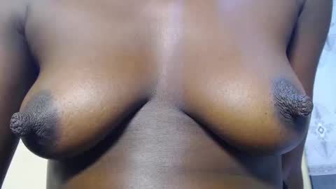 Snapshot of ebony_choco2 chatting on February 14, 2025, 9:10 pm ebony choco2 online show from February 14, 2025, 9:10 pm