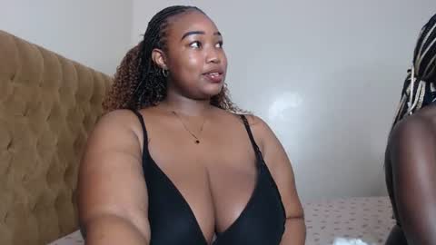 Snapshot of ebony_doll5 chatting on July 12, 2026, 10:28 am ebony_doll5 online show from July 12, 2026, 10:28 am