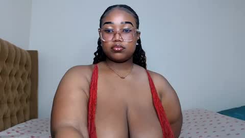 Snapshot of ebony_doll5 chatting on August 4, 2026, 5:21 am ebony_doll5 online show from August 4, 2026, 5:21 am