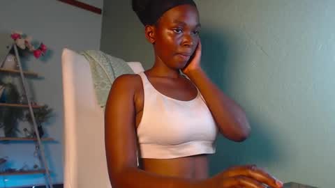 Snapshot of ebony_ezel chatting on January 7, 2025, 3:54 pm ebony ezel online show from January 7, 2025, 3:54 pm
