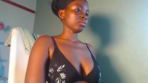 Snapshot of ebony_ezel chatting on January 11, 2025, 4:57 pm ebony ezel online show from January 11, 2025, 4:57 pm