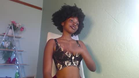 Snapshot of ebony_ezel chatting on February 8, 2025, 9:35 am ebony ezel online show from February 8, 2025, 9:35 am