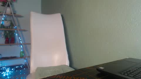 Snapshot of ebony_ezel chatting on February 12, 2025, 11:30 pm ebony ezel online show from February 12, 2025, 11:30 pm