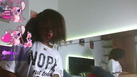 Snapshot of ebony_joness1 chatting on September 21, 2025, 4:36 am maria online show from September 21, 2025, 4:36 am