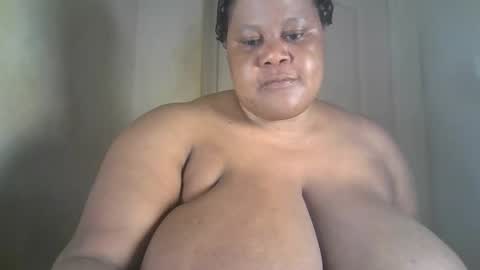 ebony_magixs online show from October 4, 2025, 1:47 am