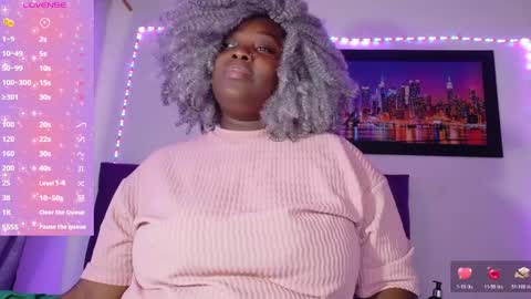 LINA  online show from April 13, 2026, 6:46 pm