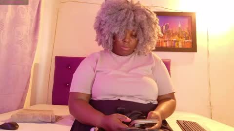 LINA  online show from June 2, 2026, 7:38 pm