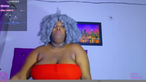 Snapshot of ebony_neighbormoans chatting on July 8, 2026, 3:22 am LINA online show from July 8, 2026, 3:22 am