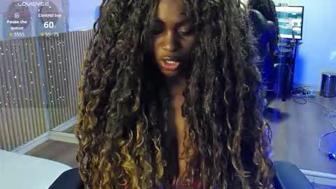 ebony_rizon online show from March 25, 2026, 1:39 pm