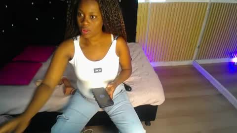 Snapshot of ebony_rizon chatting on June 8, 2026, 2:06 pm ebony_rizon online show from June 8, 2026, 2:06 pm